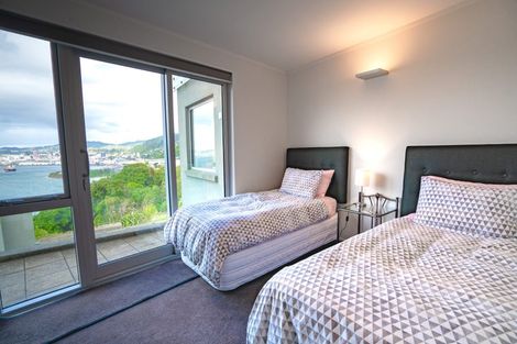 Photo of property in 11 Sovereign Point, Kaiwharawhara, Wellington, 6035