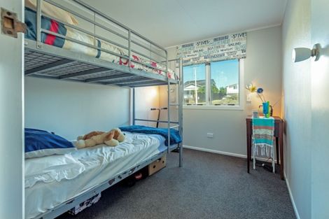 Photo of property in 35 Marine Parade South, Foxton Beach, Foxton, 4815