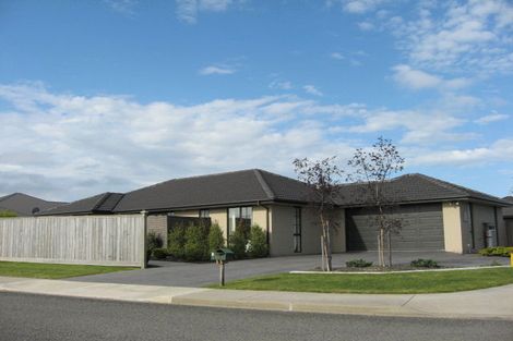Photo of property in 2 Riverview Road, Rangiora, 7400