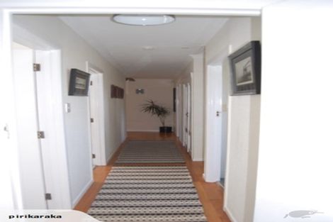 Photo of property in 29 Hebron Road, Waiake, Auckland, 0630