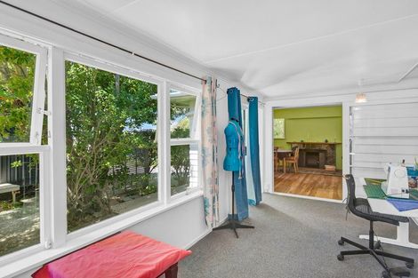 Photo of property in 30 Anthony Grove, Paraparaumu Beach, Paraparaumu, 5032