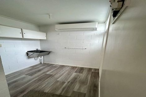 Photo of property in 267 Massey Road, Mangere East, Auckland, 2024