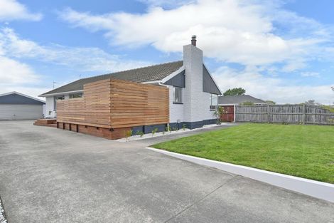 Photo of property in 25 Dunstan Crescent, Hornby, Christchurch, 8042