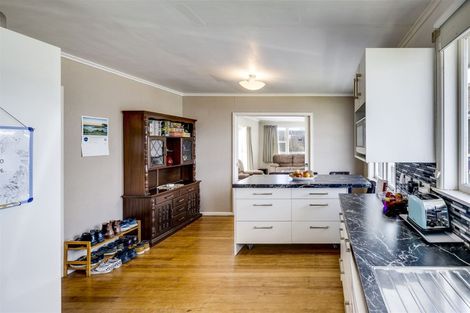 Photo of property in 3 Hitchings Avenue, Onekawa, Napier, 4110