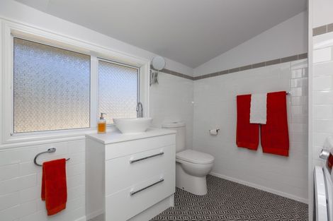 Photo of property in 56a Hinemoa Street, Paraparaumu, 5032