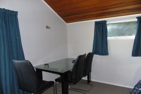 Photo of property in 140a Parkvale Road, Karori, Wellington, 6012