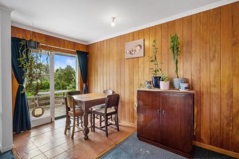Photo of property in 36 Parakai Avenue, Parakai, 0830