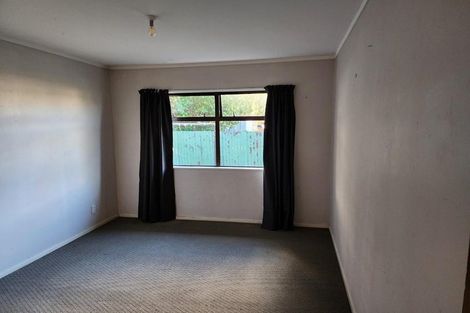 Photo of property in 2/76 Cambridge Terrace, Waterloo, Lower Hutt, 5011