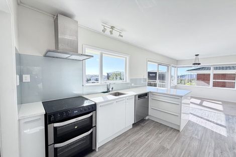 Photo of property in 122 Hugh Green Drive, Pinehill, Auckland, 0632