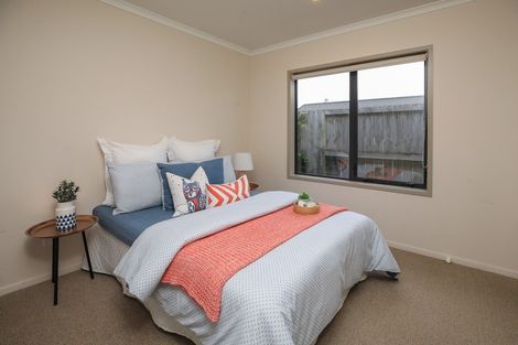 Photo of property in 5 Waltham Place, Rototuna North, Hamilton, 3210