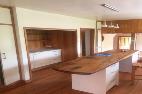 Photo of property in 4400 Christchurch Akaroa Road, Little River, 7591