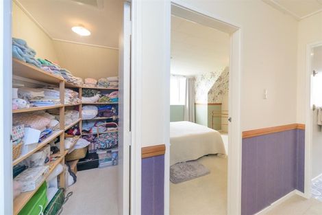 Photo of property in 35 Wanganui Road, Marton, 4710