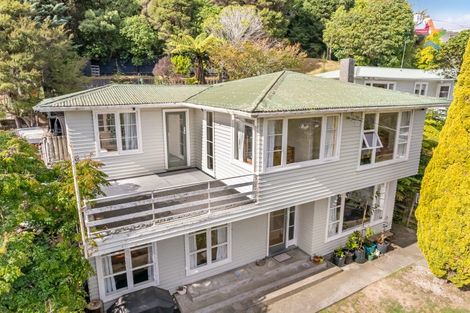 Photo of property in 19 Thomas Street, Stokes Valley, Lower Hutt, 5019