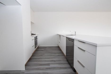 Photo of property in 2/12 Bostonkip Crescent, Fitzroy, Hamilton, 3282