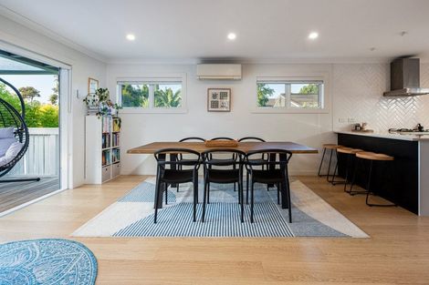 Photo of property in 1/75 Newhaven Terrace, Mairangi Bay, Auckland, 0630