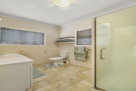 Photo of property in 13 Birdwood Avenue, Papatoetoe, Auckland, 2025