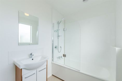 Photo of property in 31 Moana Road, Paraparaumu, 5032