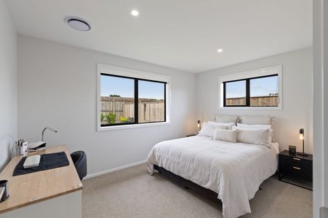 Photo of property in 68 Freedom Drive, Kelvin Grove, Palmerston North, 4414