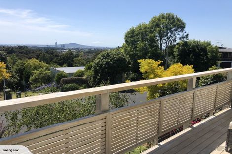 Photo of property in 1/2 Hume Drive, Hillcrest, Auckland, 0627