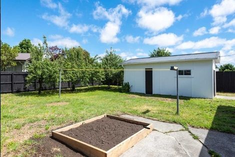 Photo of property in 17 Ballantyne Avenue, Upper Riccarton, Christchurch, 8041