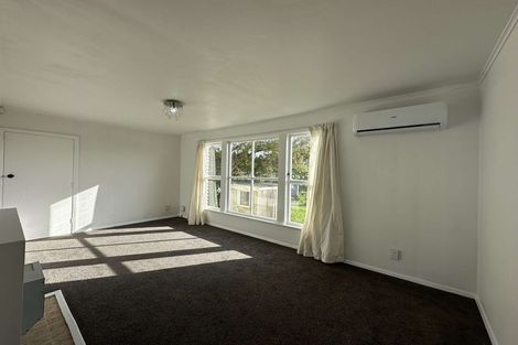 Photo of property in 47-49 Waihora Crescent, Waitangirua, Porirua, 5024