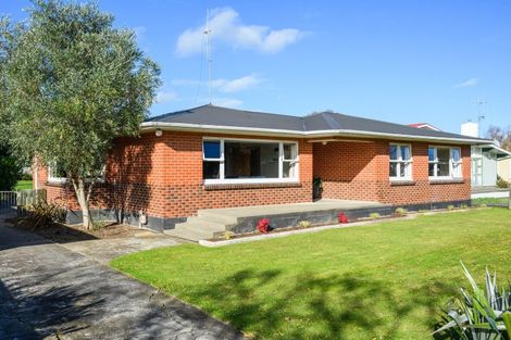 Photo of property in 21 Queen Street, Feilding, 4702
