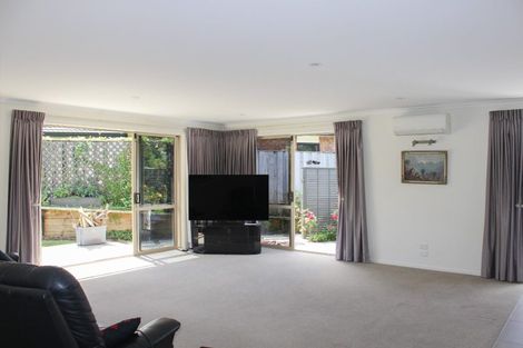Photo of property in 2 Tieke Place, Horahora, Whangarei, 0110