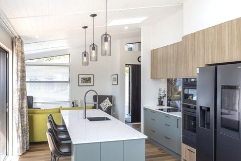 Photo of property in 5 Dray Place, Halswell, Christchurch, 8025