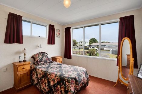 Photo of property in 53 Brennan Place, Opunake, 4616