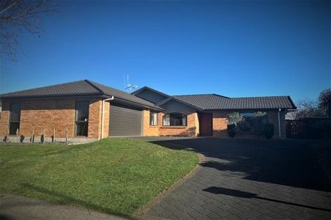 Photo of property in 54 Saint James Drive, Huntington, Hamilton, 3210