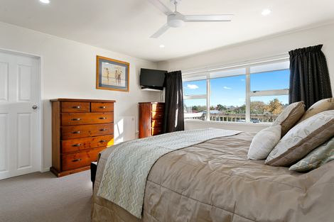 Photo of property in 82 Moore Street, Leamington, Cambridge, 3432