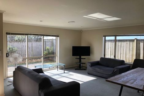 Photo of property in 40 Carrick Glen Avenue, Flat Bush, Auckland, 2019