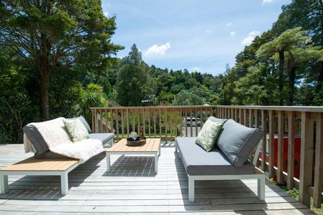 Photo of property in 37 Western Road, Laingholm, Auckland, 0604