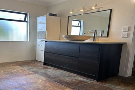 Photo of property in 15 Parkvale Road, Otumoetai, Tauranga, 3110