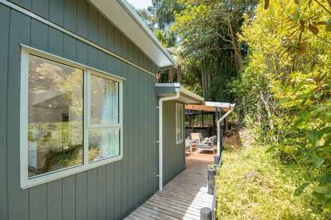 Photo of property in 37 Western Road, Laingholm, Auckland, 0604