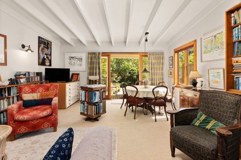 Photo of property in 70 Te Wharepouri Street, Berhampore, Wellington, 6023