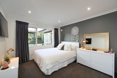 Photo of property in 3 Elizabeth Place, Clive, 4102