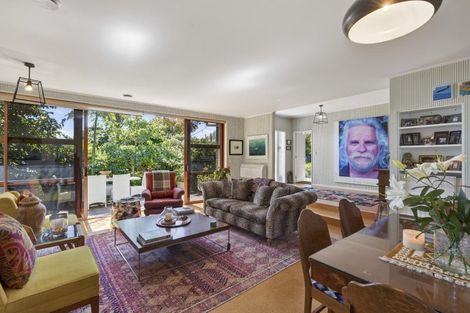 Photo of property in 27 Maranui Street, Welbourn, New Plymouth, 4310