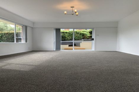 Photo of property in 15 Liston Crescent, Cockle Bay, Auckland, 2014