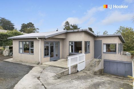 Photo of property in 11 Owen Street, Green Island, Dunedin, 9018