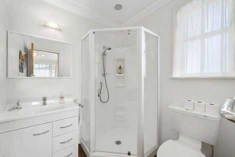 Photo of property in 12 Pempsey Street, Silverstream, Upper Hutt, 5019