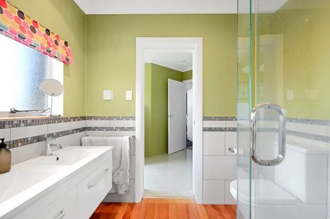 Photo of property in 44 Beerescourt Road, Beerescourt, Hamilton, 3200