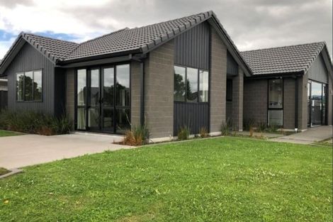 Photo of property in 17 Te Ranga Memorial Drive, Pyes Pa, Tauranga, 3112