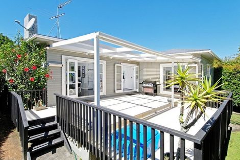 Photo of property in 1/35 Tirotai Crescent, Westmere, Auckland, 1022