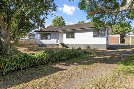 Photo of property in 6 Pureora Place, Clendon Park, Auckland, 2103