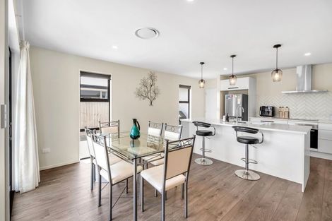 Photo of property in 35 Mcquillan Avenue, Woodend, 7610