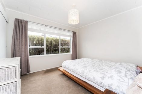 Photo of property in 25a Waipani Road, Te Atatu Peninsula, Auckland, 0610