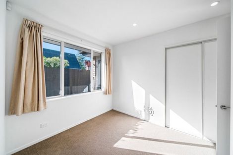 Photo of property in 64 Englefield Road, Northwood, Christchurch, 8051
