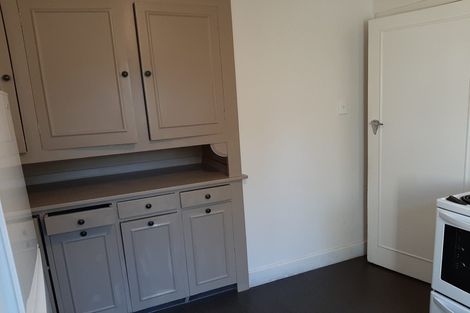 Photo of property in 118 Holly Road, St Albans, Christchurch, 8014