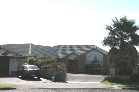 Photo of property in 10 Auden Close, Somerville, Auckland, 2014